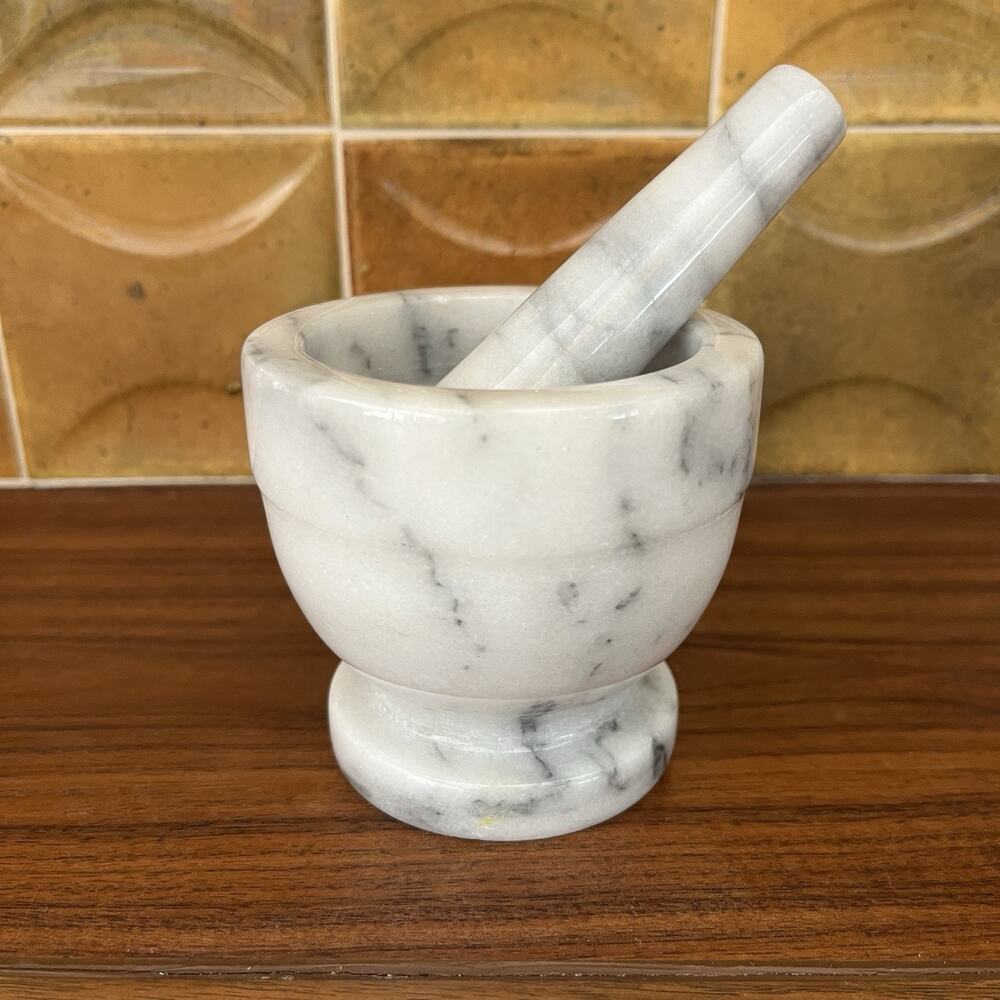 White Marble Mortar and Pestle 3"x3"